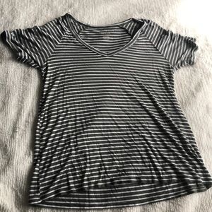 GREEN AND WHITE STRIPED T-SHIRT